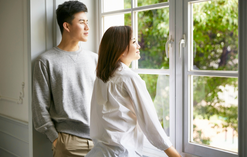 Cặp vợ chồng bình thường không bình thường