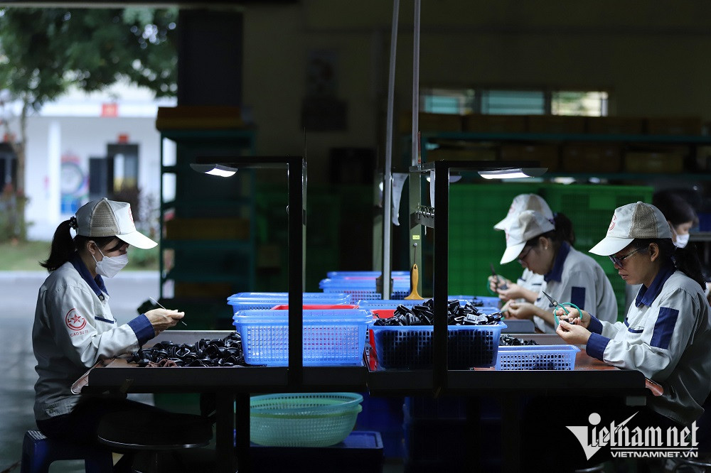 2.500 công nhân phải nghỉ việc, Sở đôn đáo hỗ trợ tìm việc mới