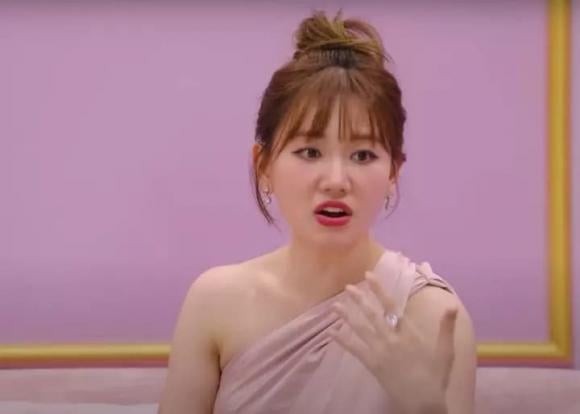 Hari Won bất ngờ tiết lộ thường xuyên bị Trấn Thành mắng, còn nhận mình kém thông minh