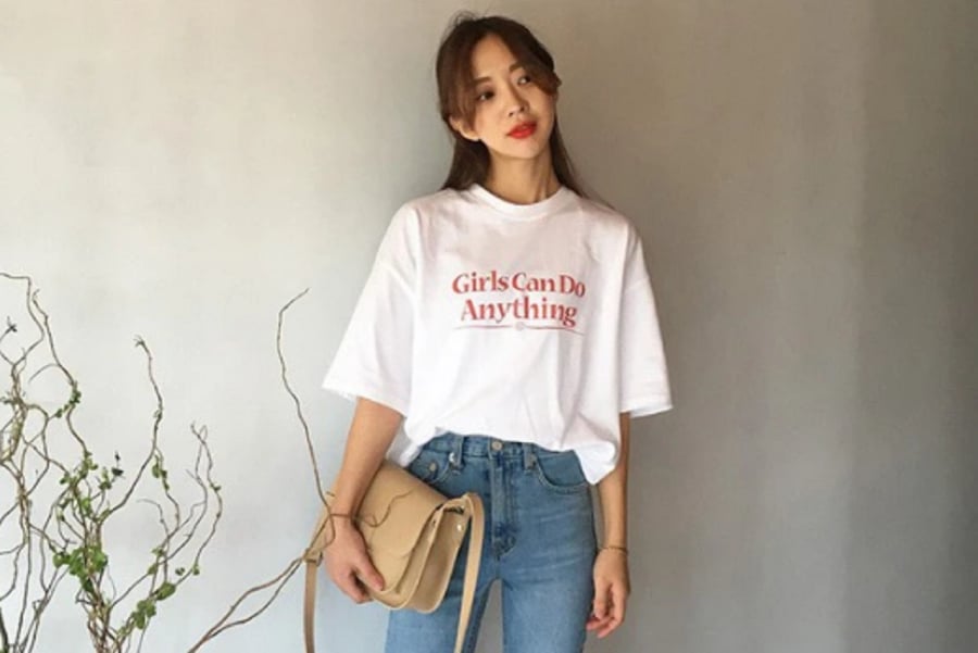 Mách nàng cách F5 phong cách với áo phông trắng/kẻ ngang chuẩn mốt